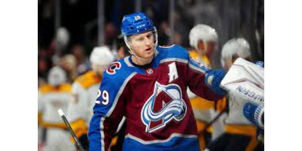 Kako se Colorado Avalanche osvetio Nashville Predatorsima?